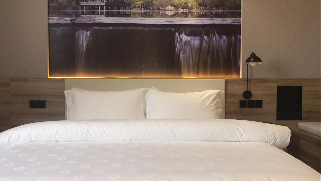 Jinjiang Metropolo Hotel Nanjing Jiangjun Dadao Hehai University Branch Eksteriør bilde