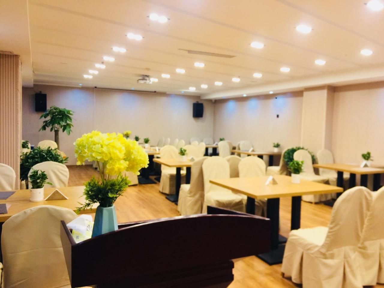 Jinjiang Metropolo Hotel Nanjing Jiangjun Dadao Hehai University Branch Eksteriør bilde