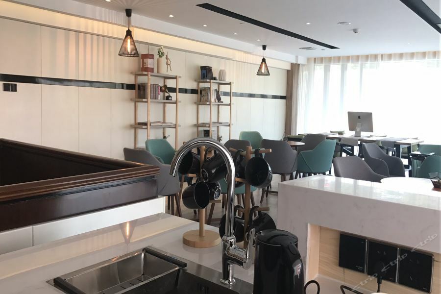 Jinjiang Metropolo Hotel Nanjing Jiangjun Dadao Hehai University Branch Eksteriør bilde